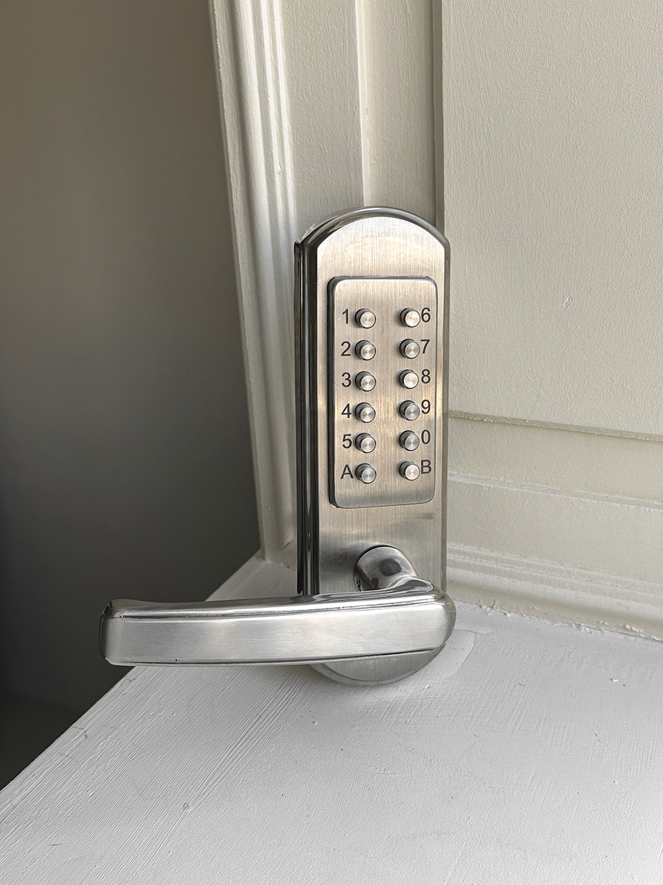 Door Lock E (Number Handle)