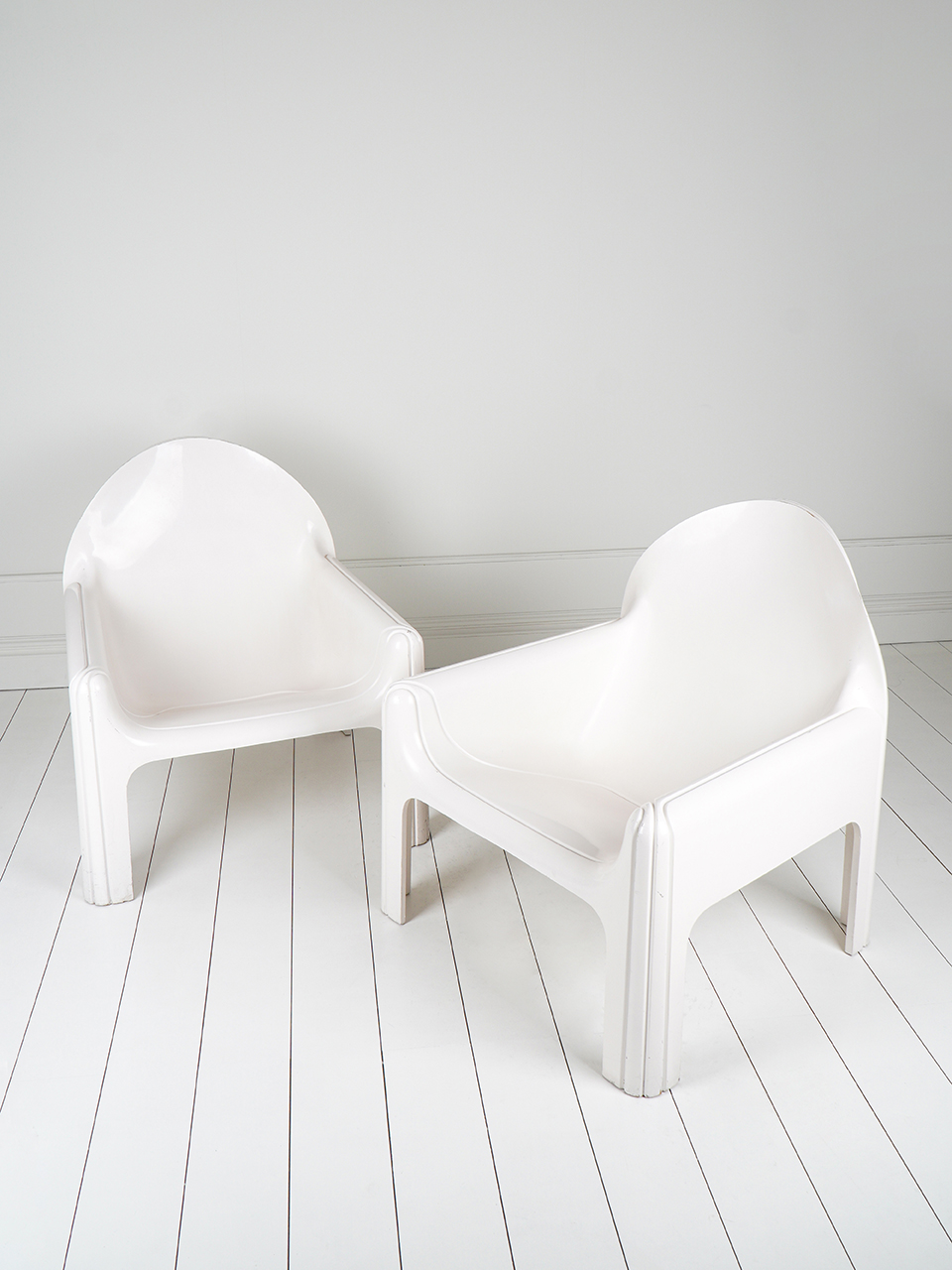 [Kartell] 4794 Chair By Gae Aulenti